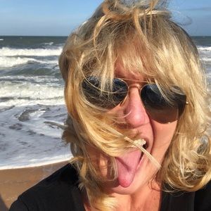 Meet your Posher, Beth